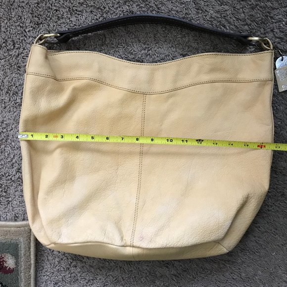 Global Accessories Women's Leather Handbag - Picture 3 of 8